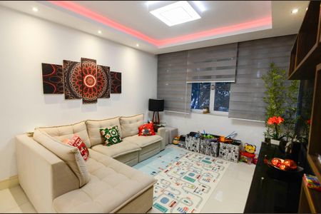 Apartamento à venda com 132m², 3 quartos e 1 vagaSala