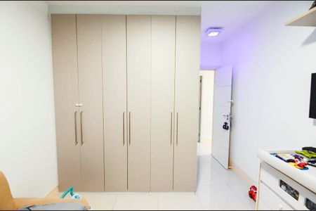 Apartamento à venda com 132m², 3 quartos e 1 vagaQuarto 2