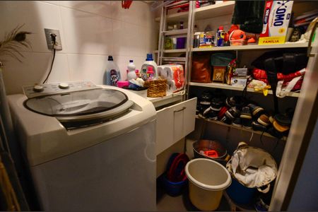 Apartamento à venda com 132m², 3 quartos e 1 vagaÁrea de Serviço