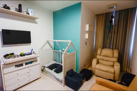 Apartamento à venda com 132m², 3 quartos e 1 vagaQuarto 2