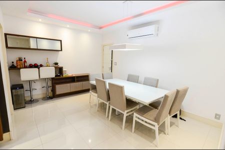 Sala de apartamento à venda com 3 quartos, 132m² em Tijuca, Rio de Janeiro