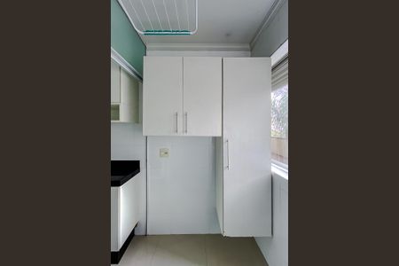 Apartamento à venda com 69m², 3 quartos e 1 vagaÁrea de Serviço