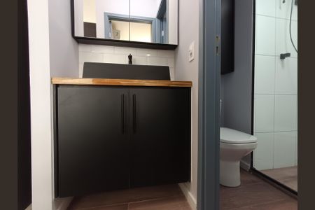 Apartamento para alugar com 39m², 2 quartos e sem vaga Apartamento para alugar com 39m², 2 quartos e sem vagaBanheiro