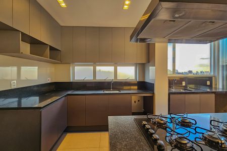 Apartamento à venda com 168m², 3 quartos e 3 vagasCozinha