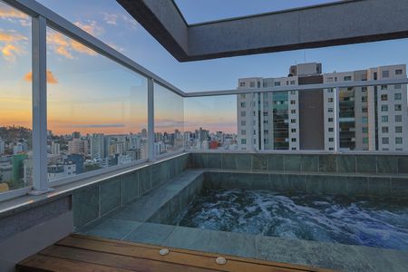 Apartamento à venda com 168m², 3 quartos e 3 vagasCobertura