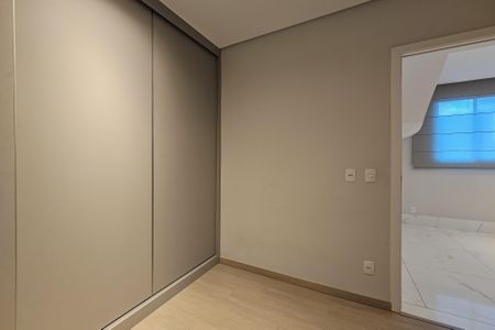 Apartamento à venda com 168m², 3 quartos e 3 vagasQuarto 1