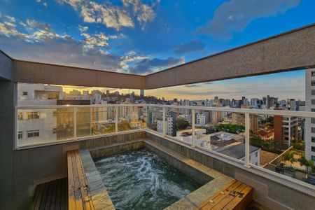 Apartamento à venda com 168m², 3 quartos e 3 vagasCobertura