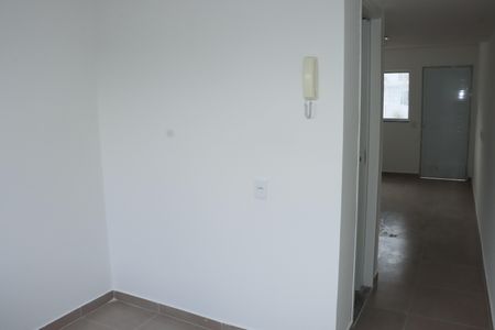 Casa de Condomínio para alugar com 2 quartos, 50m² em Jardim Santana, Cotia