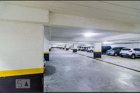 Studio para alugar com 29m², 1 quarto e 1 vaga Studio para alugar com 29m², 1 quarto e 1 vagaGaragem