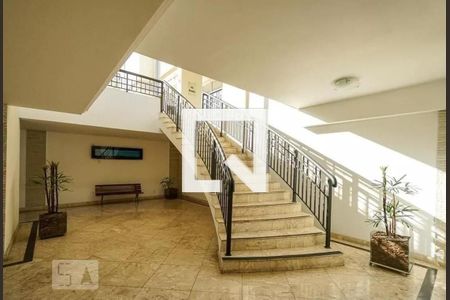 Studio para alugar com 29m², 1 quarto e 1 vaga Studio para alugar com 29m², 1 quarto e 1 vagaHall social