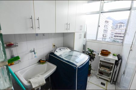 Apartamento à venda com 107m², 3 quartos e 2 vagasÁrea de Serviço