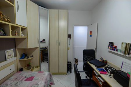Apartamento à venda com 107m², 3 quartos e 2 vagasQuarto 2