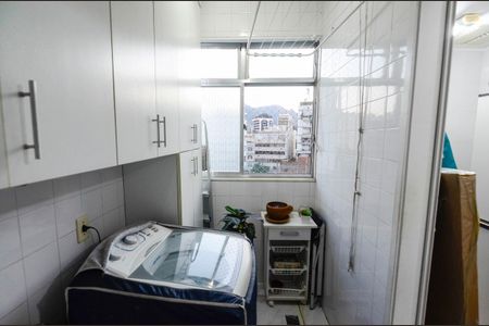 Apartamento à venda com 107m², 3 quartos e 2 vagasÁrea de Serviço