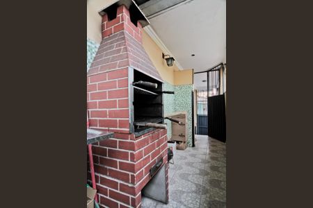 Casa para alugar com 263m², 4 quartos e 3 vagas Casa para alugar com 263m², 4 quartos e 3 vagasÁrea externa