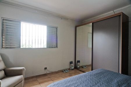 Casa para alugar com 263m², 4 quartos e 3 vagas Casa para alugar com 263m², 4 quartos e 3 vagasSuíte