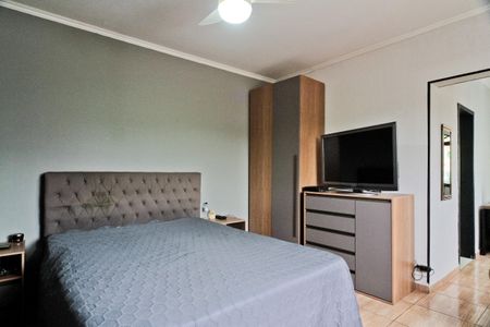 Casa para alugar com 263m², 4 quartos e 3 vagas Casa para alugar com 263m², 4 quartos e 3 vagasSuíte