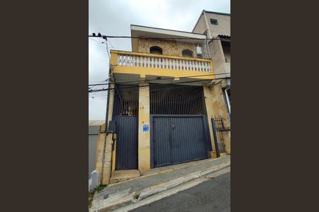 Casa para alugar com 263m², 4 quartos e 3 vagas Casa para alugar com 263m², 4 quartos e 3 vagasFachada + placa