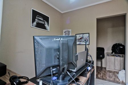 Casa para alugar com 263m², 4 quartos e 3 vagas Casa para alugar com 263m², 4 quartos e 3 vagasQuarto 2