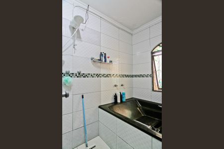 Casa para alugar com 263m², 4 quartos e 3 vagas Casa para alugar com 263m², 4 quartos e 3 vagasBanheiro da Suíte