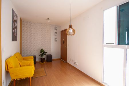 Apartamento para alugar com 47m², 2 quartos e 1 vaga Apartamento para alugar com 47m², 2 quartos e 1 vagaSala