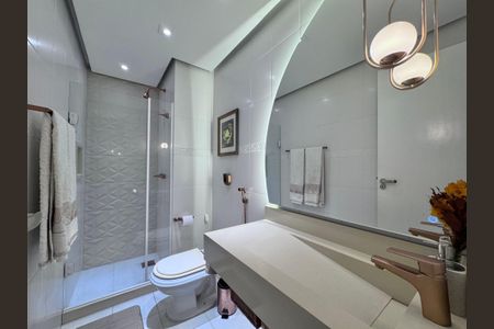 Apartamento à venda com 84m², 2 quartos e 2 vagas Apartamento à venda com 84m², 2 quartos e 2 vagasBanheiro Social