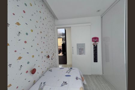 Apartamento à venda com 84m², 2 quartos e 2 vagas Apartamento à venda com 84m², 2 quartos e 2 vagasQuarto