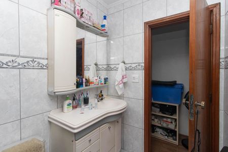 Casa à venda com 195m², 3 quartos e 3 vagas Casa à venda com 195m², 3 quartos e 3 vagasBanheiro 1