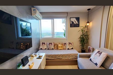 Sala de apartamento para alugar com 1 quarto, 66m² em Barra da Tijuca, Rio de Janeiro