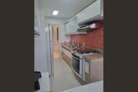 Apartamento à venda com 110m², 2 quartos e 2 vagasCozinha