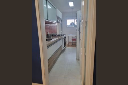 Apartamento à venda com 110m², 2 quartos e 2 vagasCozinha