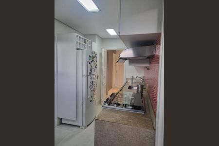 Apartamento à venda com 110m², 2 quartos e 2 vagasCozinha