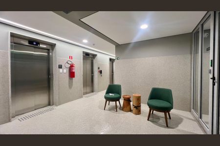 Apartamento à venda com 40m², 1 quarto e sem vaga Apartamento à venda com 40m², 1 quarto e sem vagaHall de entrada