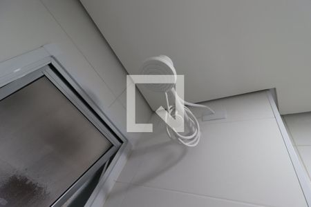 Banheiro de kitnet/studio para alugar com 1 quarto, 17m² em Vila Sao Pedro, Santo André