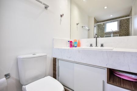 Apartamento à venda com 200m², 3 quartos e 3 vagasBanheiro da Suíte 2