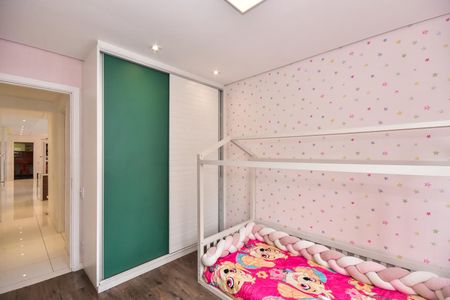 Apartamento à venda com 200m², 3 quartos e 3 vagasSuíte 2