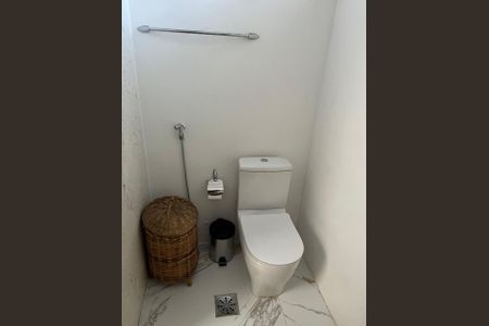 Casa à venda com 210m², 4 quartos e 3 vagasFoto 62