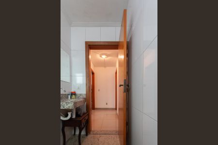 Apartamento à venda com 65m², 3 quartos e 2 vagas Apartamento à venda com 65m², 3 quartos e 2 vagasBanheiro Social