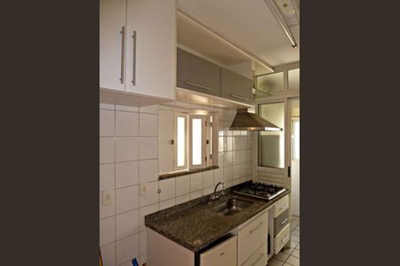 Apartamento para alugar com 72m², 3 quartos e 2 vagas