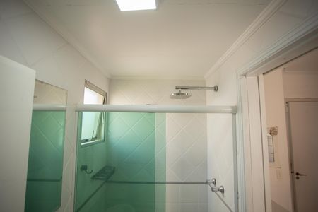 Apartamento à venda com 60m², 2 quartos e 2 vagas Apartamento à venda com 60m², 2 quartos e 2 vagasBanheiro da Suíte