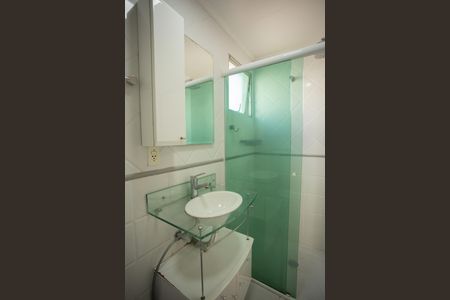 Apartamento à venda com 60m², 2 quartos e 2 vagas Apartamento à venda com 60m², 2 quartos e 2 vagasBanheiro da Suíte