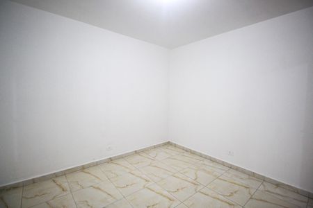 Quarto 1 de casa para alugar com 2 quartos, 68m² em Parque Ipe, São Paulo