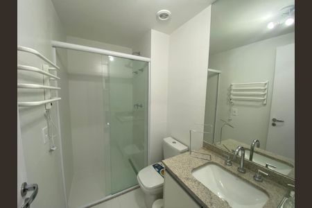 Studio para alugar com 25m², 1 quarto e sem vaga Studio para alugar com 25m², 1 quarto e sem vagaBanheiro