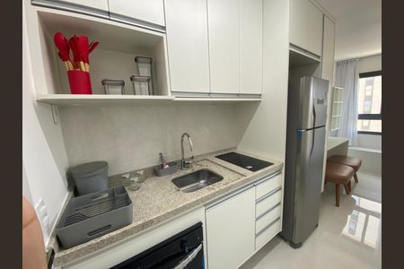 Studio para alugar com 25m², 1 quarto e sem vaga Studio para alugar com 25m², 1 quarto e sem vagaCozinha