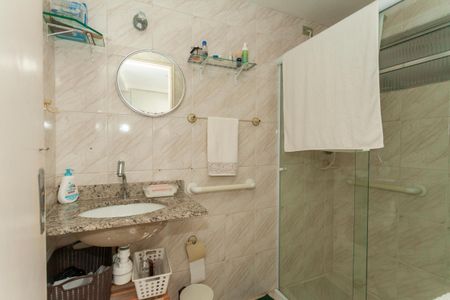 Casa à venda com 160m², 5 quartos e 4 vagasEdícula - Banheiro social