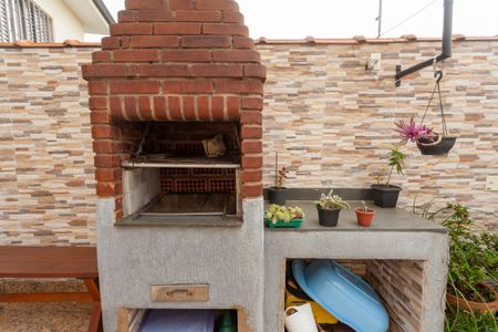 Casa à venda com 160m², 5 quartos e 4 vagasChurrasqueira