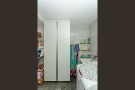 Casa à venda com 160m², 5 quartos e 4 vagasÁrea de Serviço