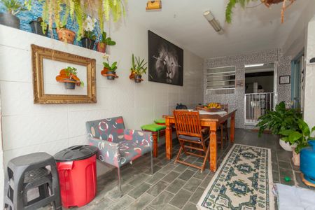 Casa à venda com 160m², 5 quartos e 4 vagasÁrea externa