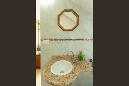 Casa à venda com 160m², 5 quartos e 4 vagasLavabo