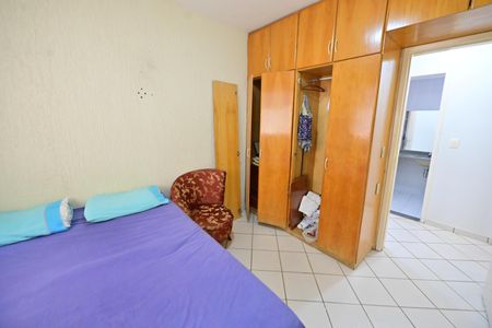 Apartamento para alugar com 61m², 2 quartos e 1 vaga Apartamento para alugar com 61m², 2 quartos e 1 vagaQuarto