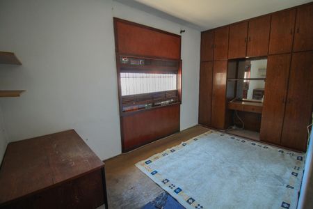 Casa à venda com 385m², 4 quartos e 7 vagasQuarto 2
